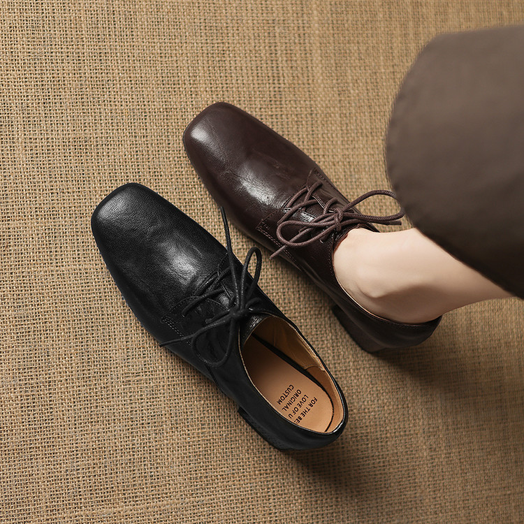 Deep Mouth Single Shoes with Square Toe and Chunky Mid Heel