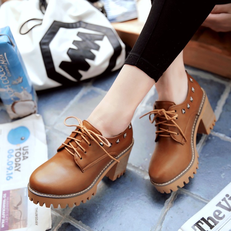 Women's Fashion Flat Shoes with Lace-Up and Chunky Mid Heel - Style g.html